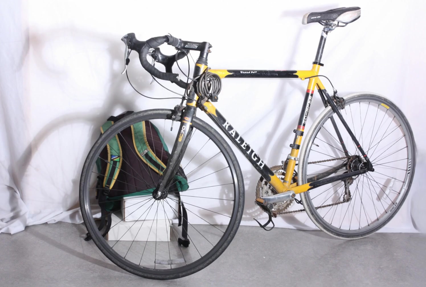 49b2bcfdd9_000_0000-0001