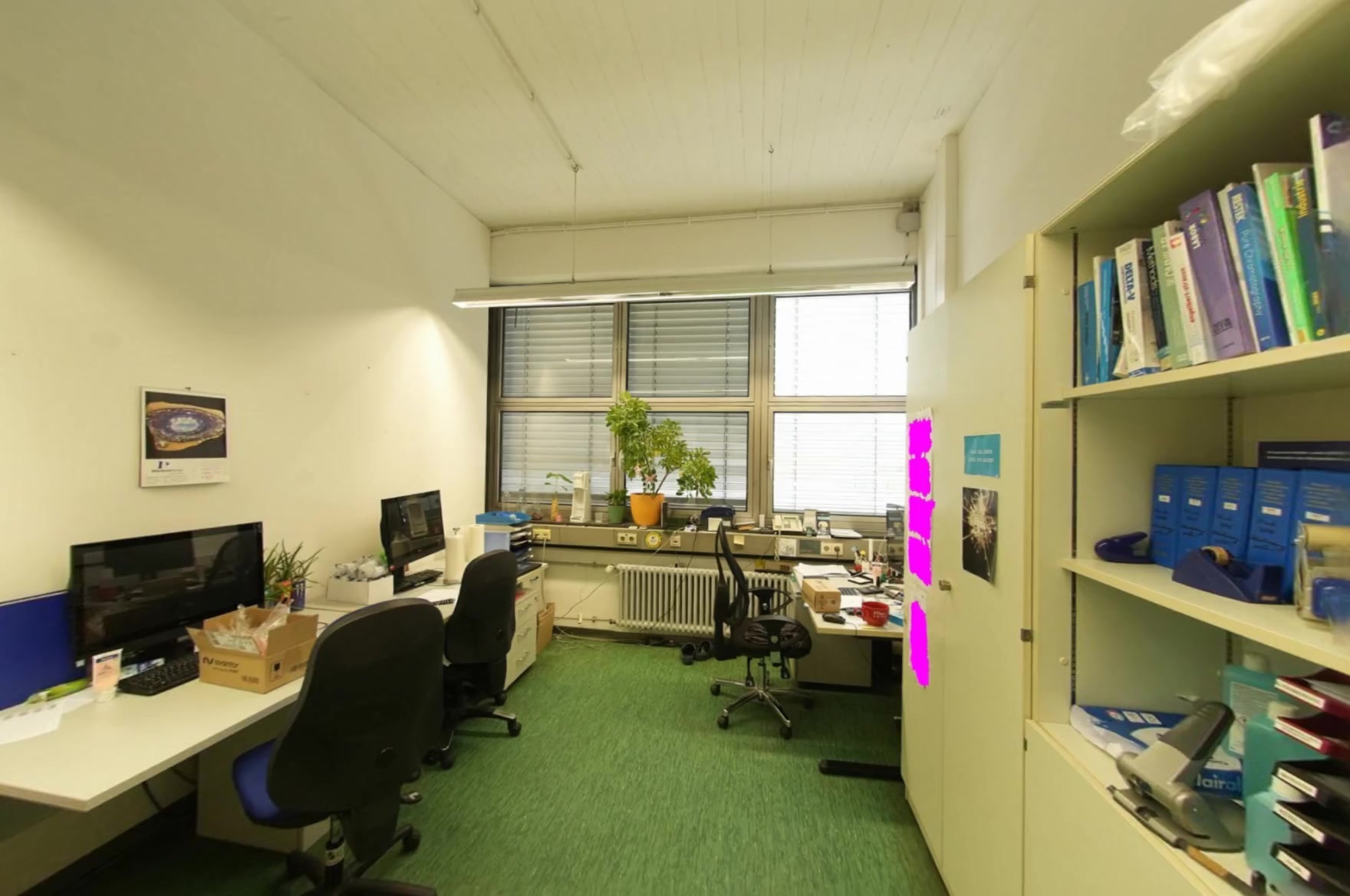 d755b3d9d8_00004_0000-0006