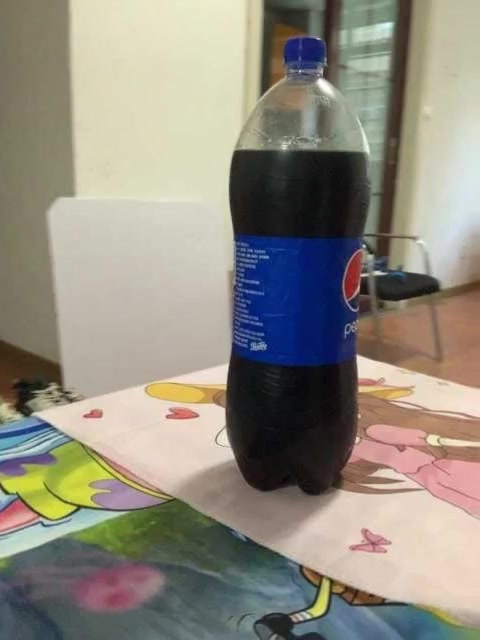 bottle+scene_198_00020_0000-0001